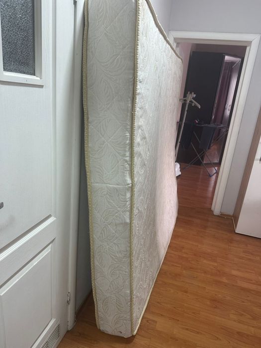 Матрас 200*180 см для кровати