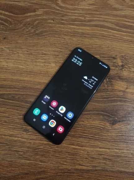 Samsung Galaxy A50, 4/64GB