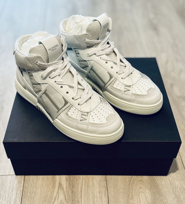 Sneakers Valentino VLTN 41, accept crypto BTC/ETH/USDT/USDC