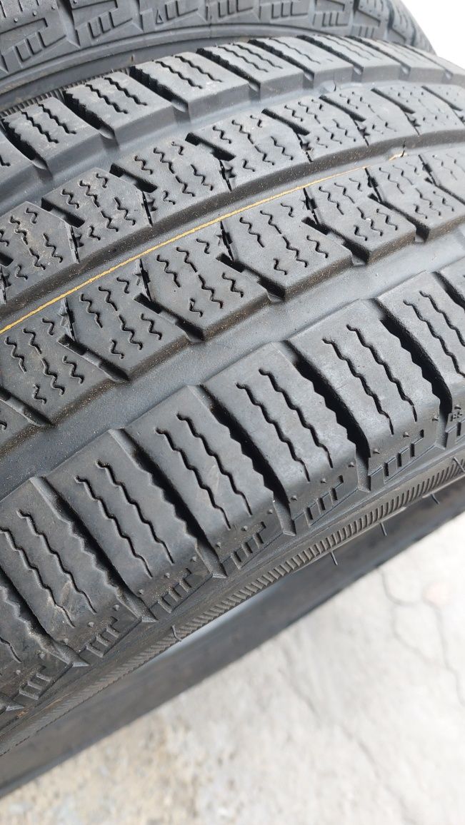 Зимни гуми за Бус 215/70/15 C Nexen 2 броя