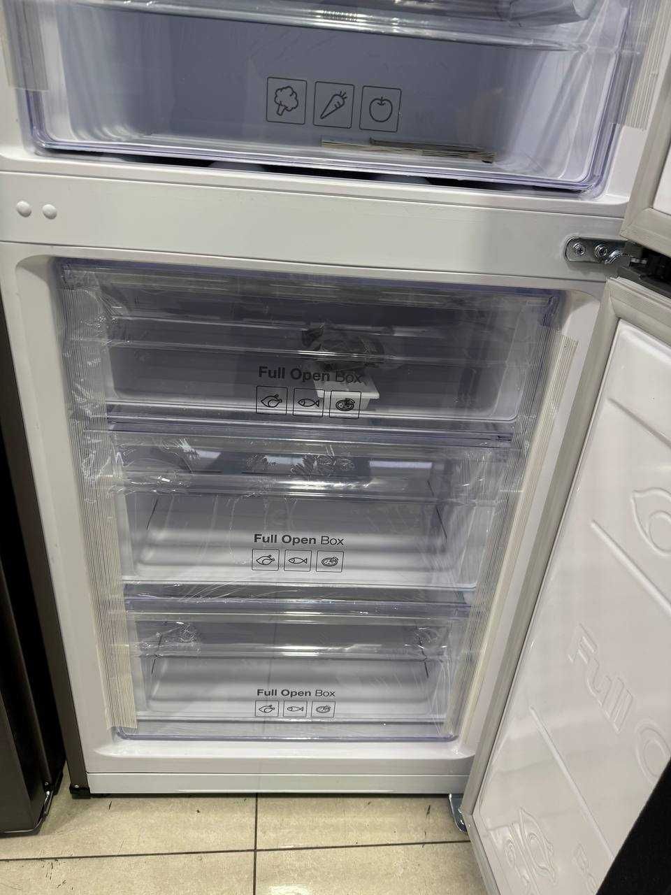 Холодильник Samsung No Frost/No Frost  RB37P5491SA