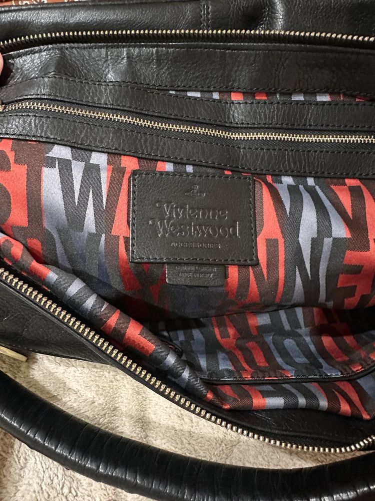 Дамска чанта -Vivienne Westwood уикенд намаление