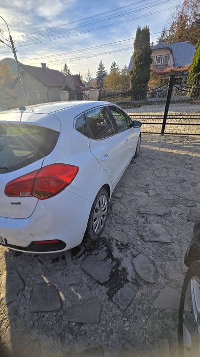 Vinde Kia Ceed 2013 1.6 crdi