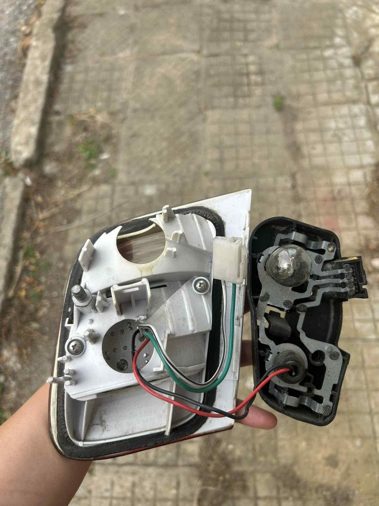Продавам диодни стопове за BMW E46 Седан