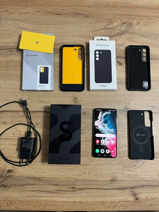 Samsung Galaxy s22 cu accesorii