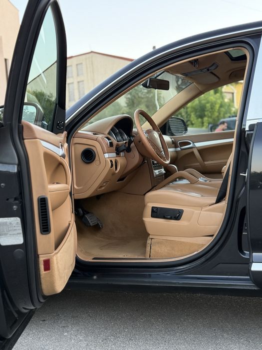 PORCHE CAYENNE S. 4.5  340 CP Extra Full Tinut In Garaj Vopsea org
