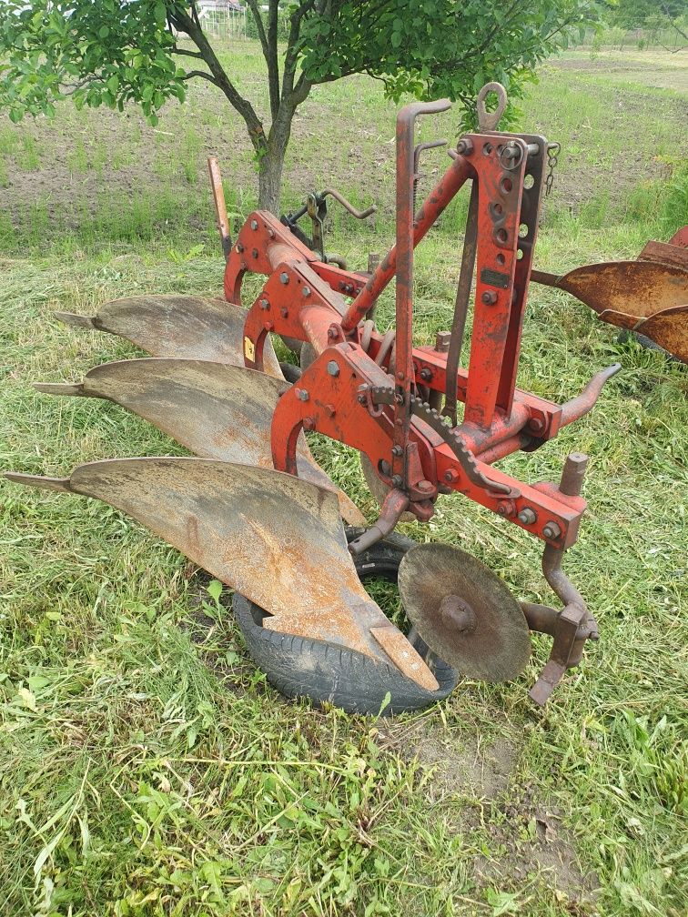 Plug Kverneland 2 bucati