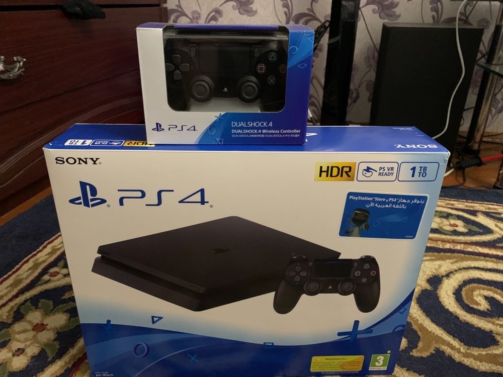 Playstation 4 slim 1TB 1 джестик 17 игр все новинки как на фото