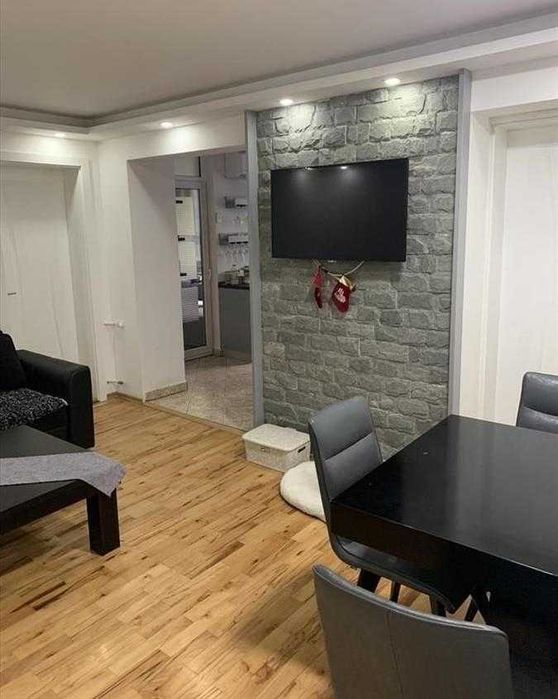 Дава се под наем Двустаен апартамент в Бургас, Лазур - 69 кв.м за 204 € - Снимка #2