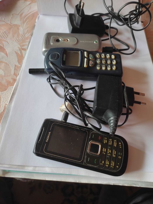 Продавам телефон "Sony Ericsson"