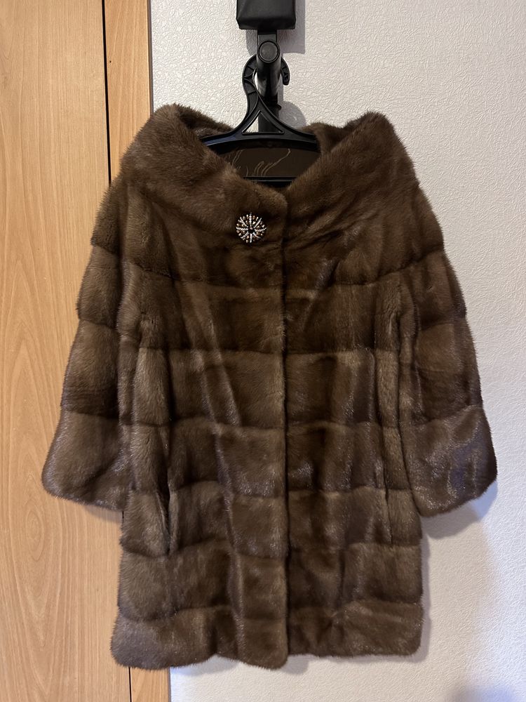 Продам норковую шубу