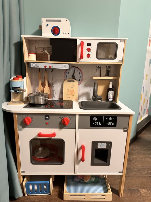 Детска дървена кухня Lidl, кафе машина и още
