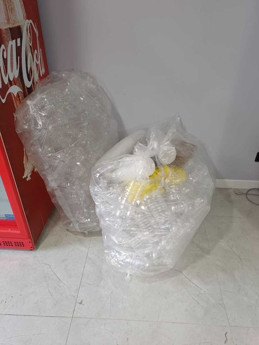 бутылки пластиковые