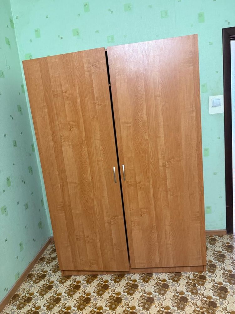 Шкаф для одежды.