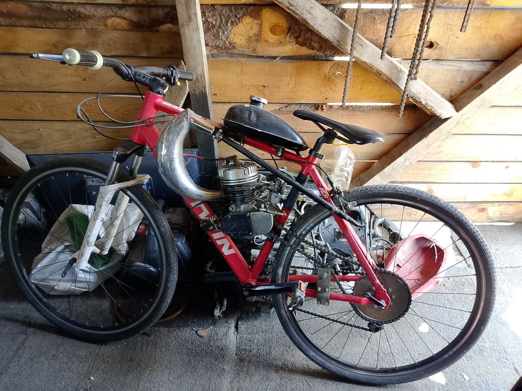 Bicicleta cu motor 80cc 2t