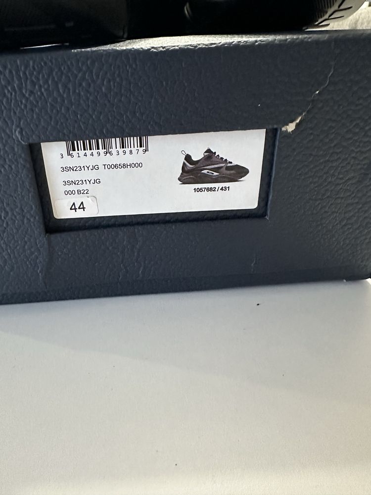 Dior B22 Black Sliver