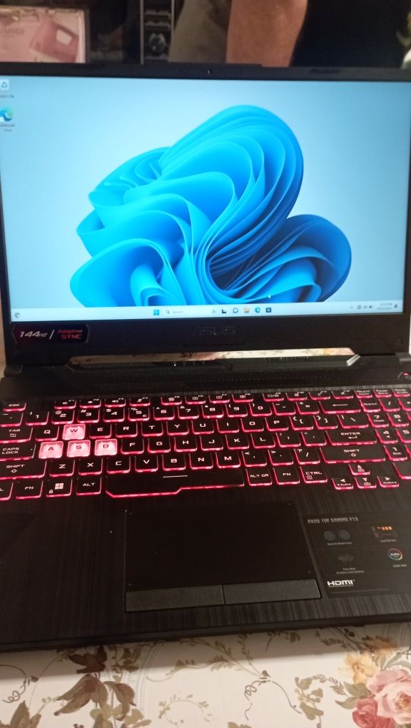 Laptop tuf gaming