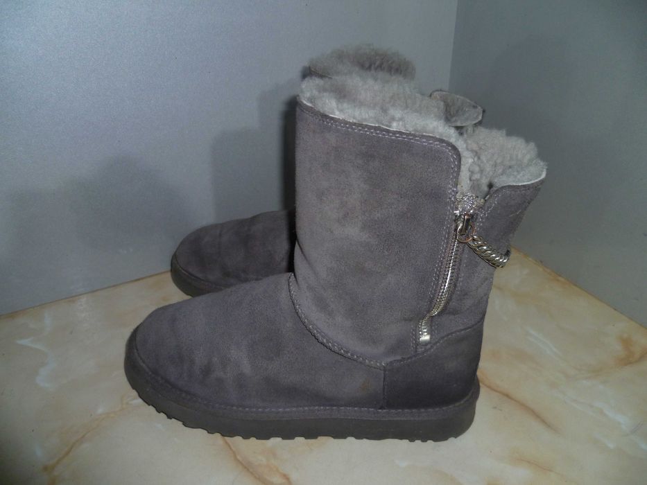 UGG оригинални ботуши №40