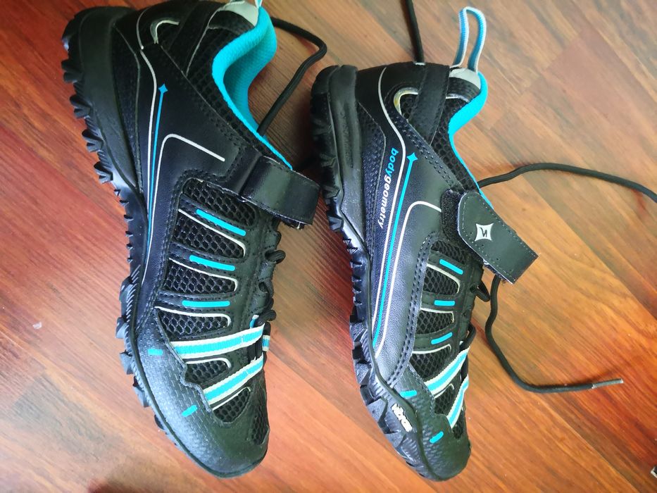 Pantofi dama masura 36 Specialized ciclism bicicleta