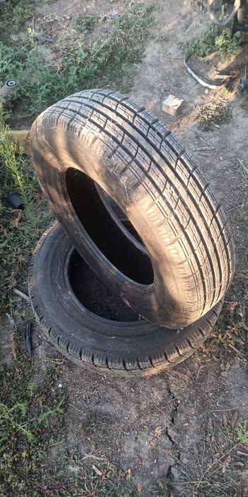 Гуми 2 бр за бус