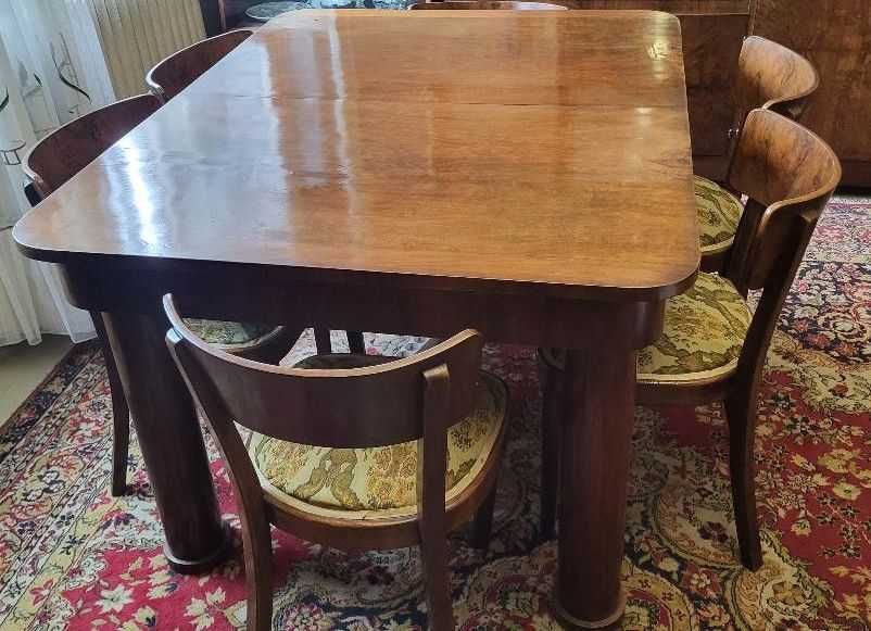 Vand mobila Vintage din lemn masiv nuc, an 1930, Art Deco, stare fbuna