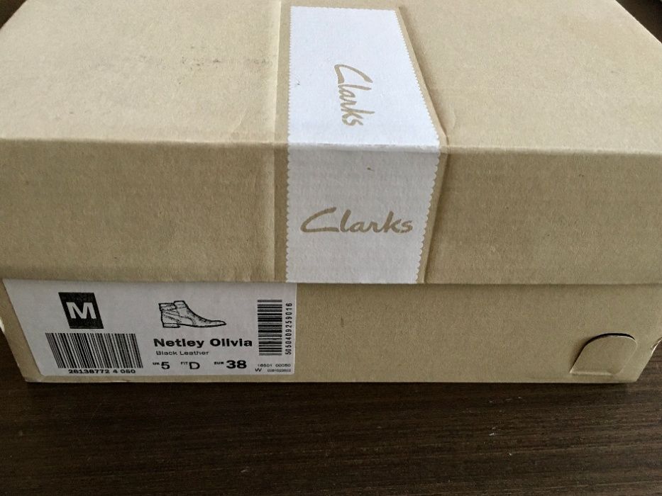 КОЖЕНИ ДАМСКИ БОТИ Clarks 38 номер