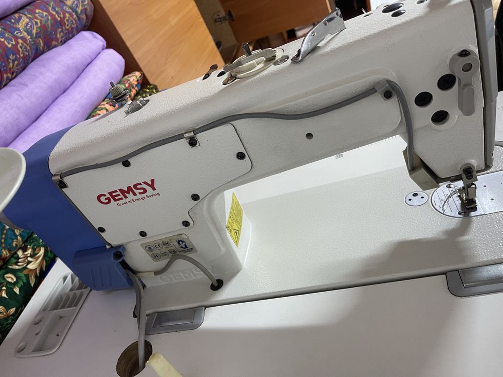 Прямострочная промышленная швейная машина SGGEMSY SG-8801E