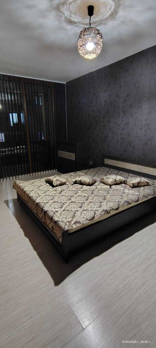 Дава се под наем Тристаен апартамент в Бургас, Изгрев - 95 кв.м за 600 € - Снимка #1