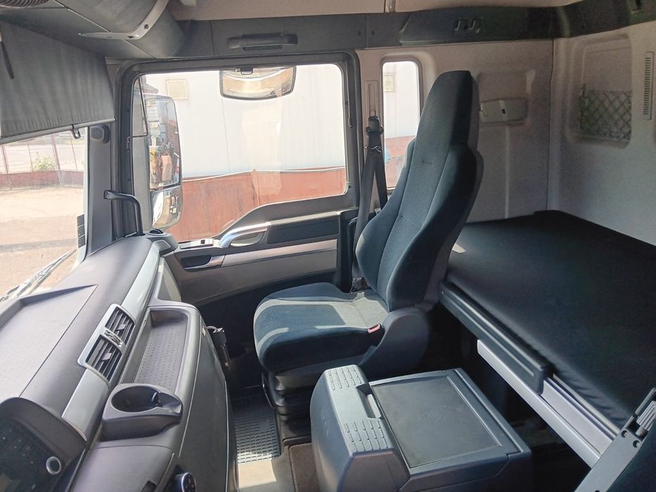 Vînd  MAN tgx de 18 t total admis