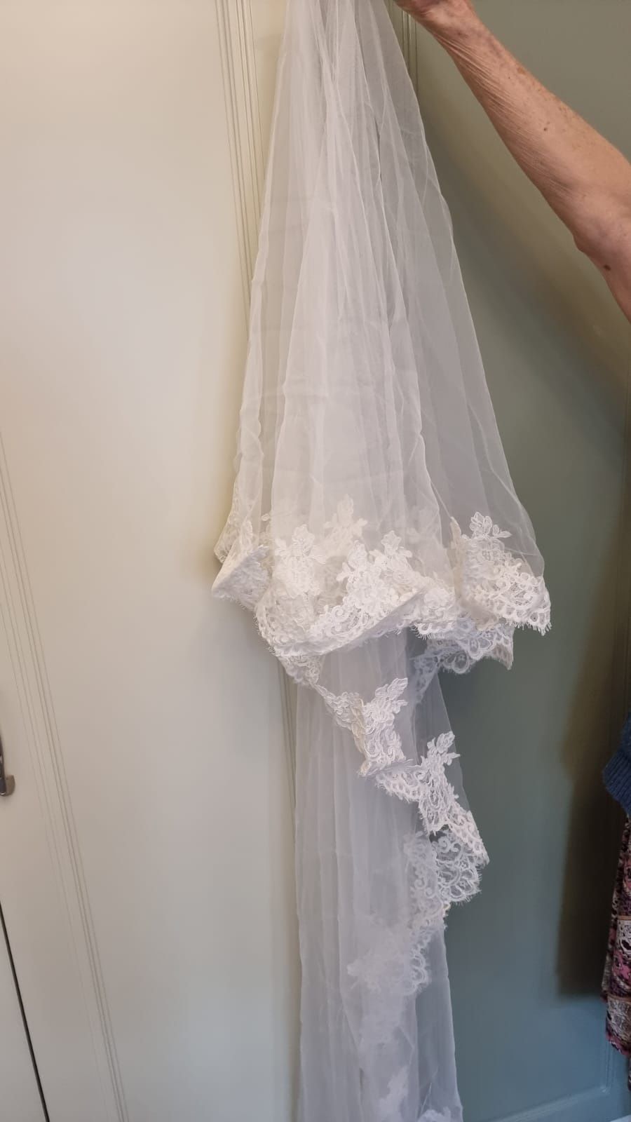 Свадебное платье + фата+ подюбник