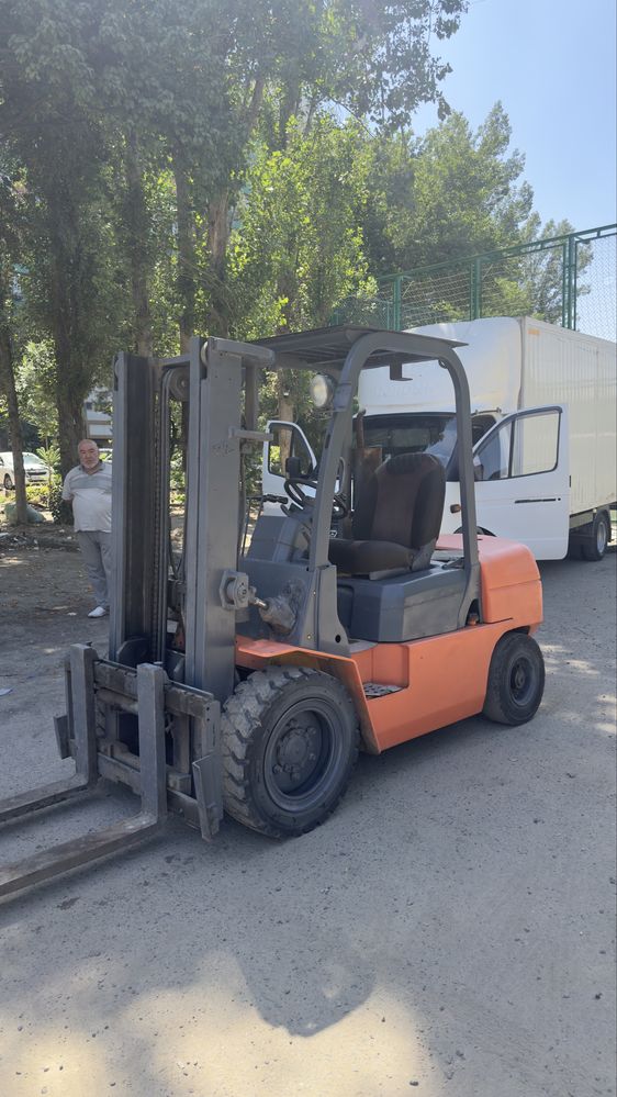 Сотилади, кара , вилочный погрузчик, 3,5 т. 3 м JTC хитой. Холати зур