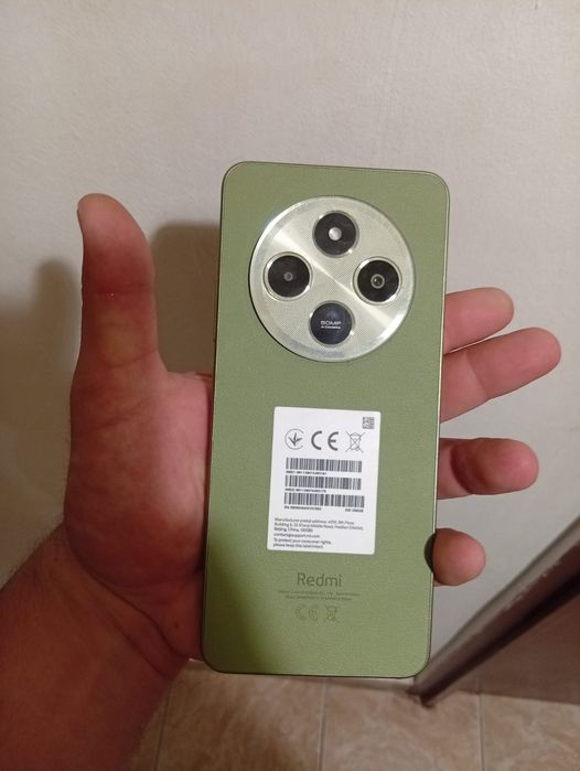 Vând redmi Xiaomi 14C impecabil.