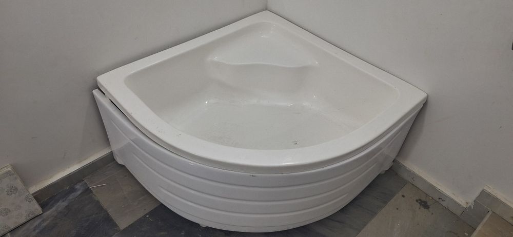 Vanna sotiladi       .