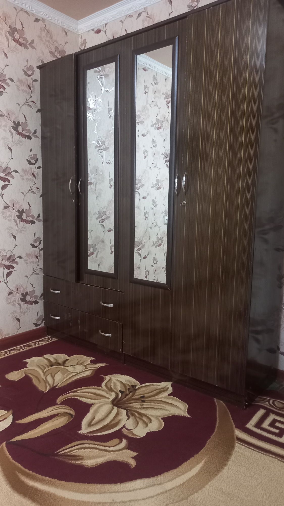 Здаётся 1 комнатная кв в Регистане