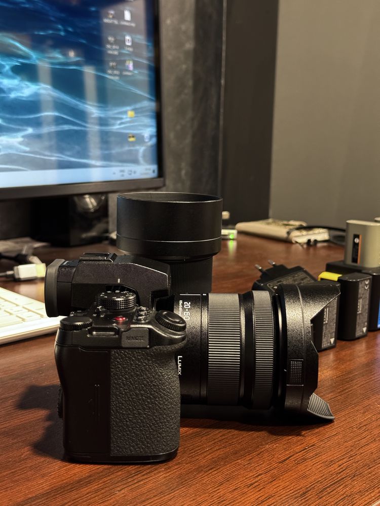 Panasonic Lumix S5 IIX + обектив 20-60mm f/3.5-5.6 + обектив 50mm f1.8