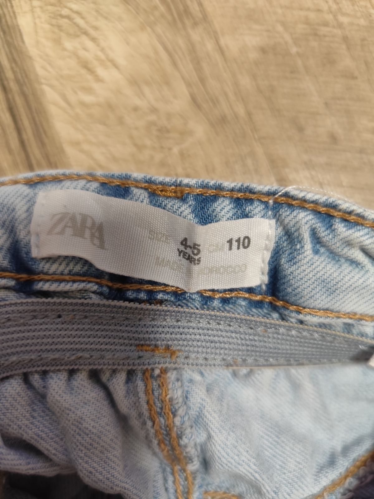Детски дънки ZARA