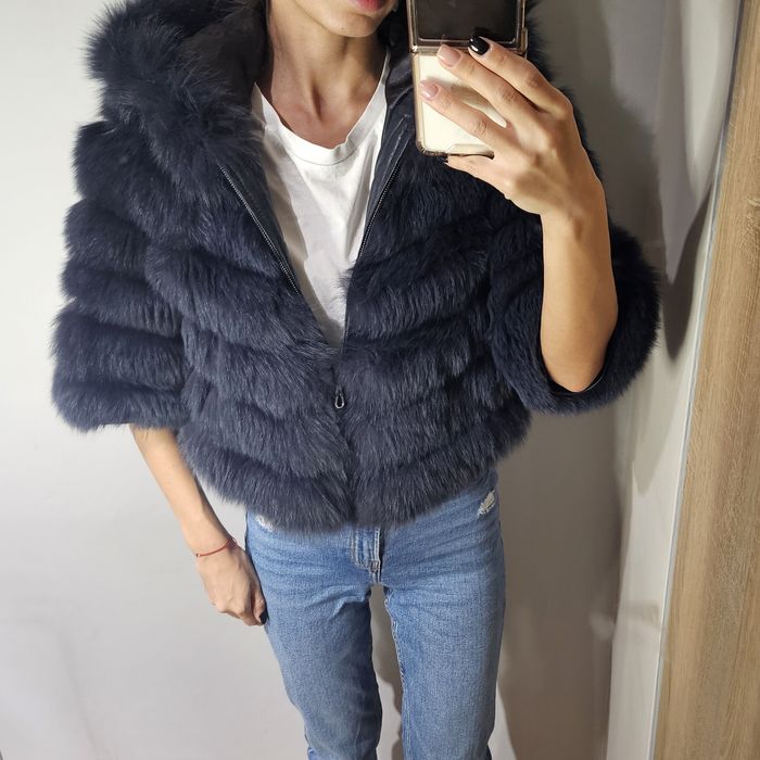 Дамско палто от естествен косъм с качулка