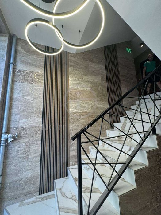 Продава се Двустаен апартамент в Пловдив, Христо Смирненски - 75 кв.м за 1856 €/кв.м - Снимка #1