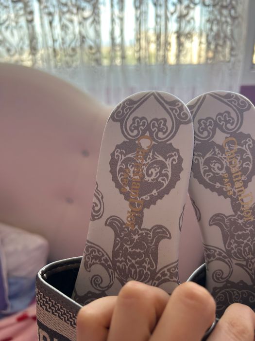 Чехли Christian Dior