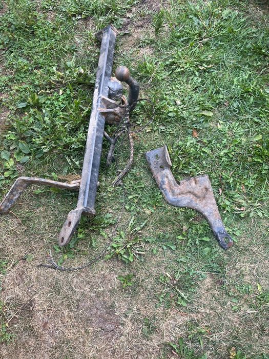 Теглич за рено сценик