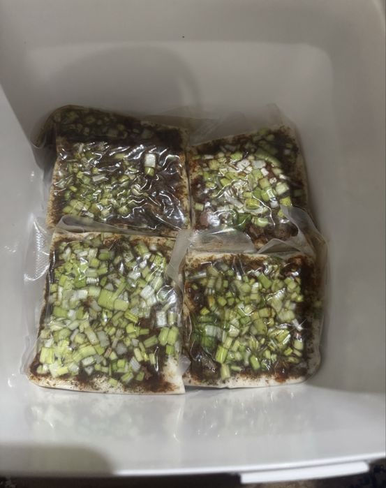 Сланина с кожа накладена