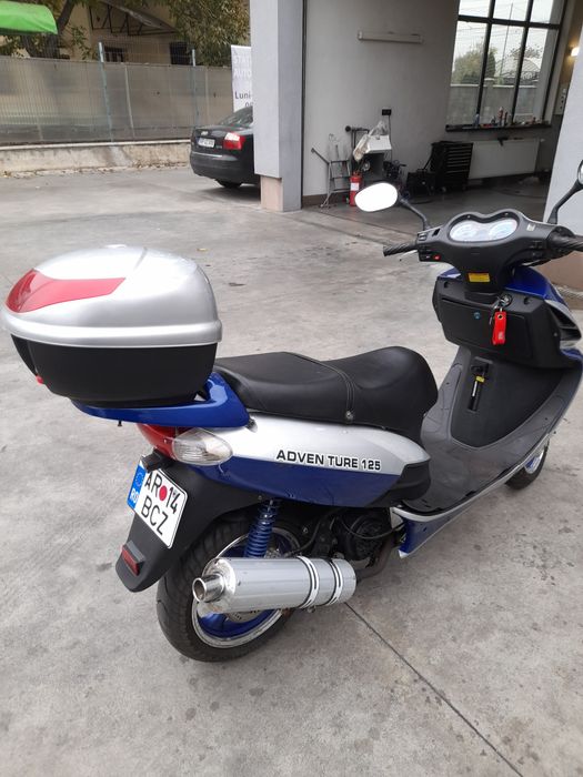 Moto scuter capacitate125