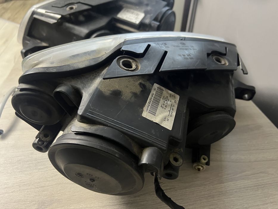 Faruri Passat B6 impecabile