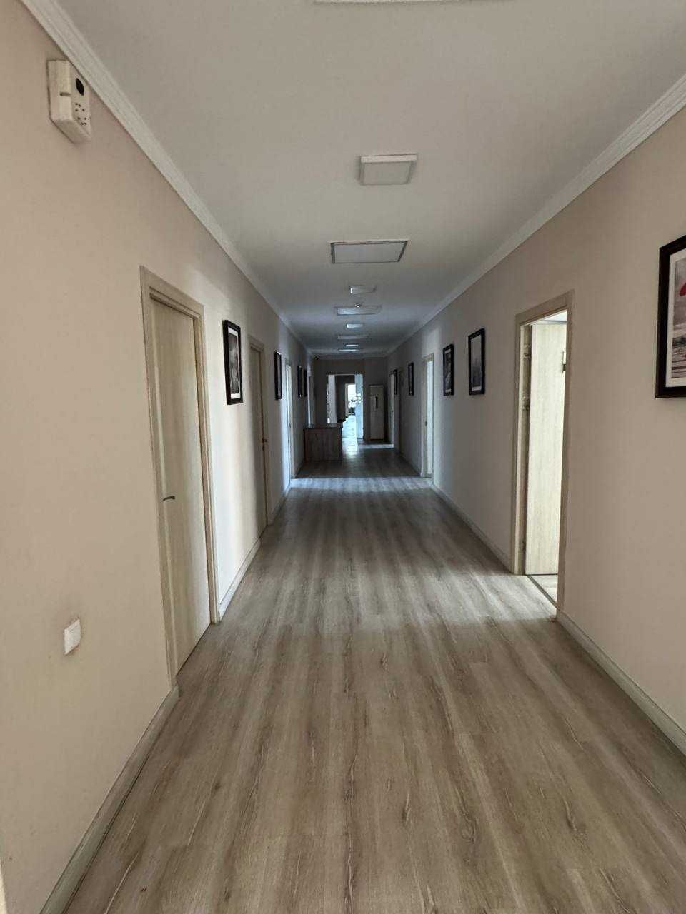 Сдается 2550м² Здания на 60 сотках в ЦЕНТРЕ,  Мирабадский р-н, Гринвич