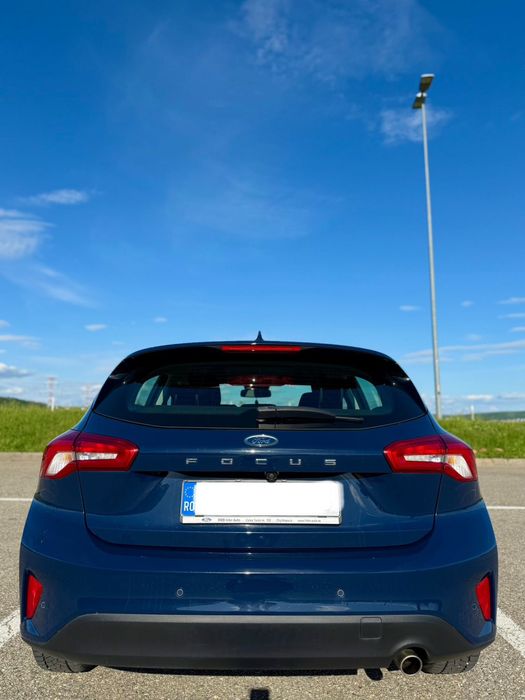 Ford Focus – Full LED, CarPlay, Driver Assist, KM reali