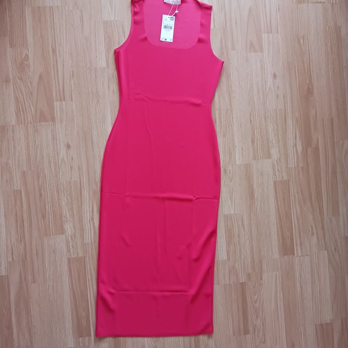 Rochie Mango, noua cu eticheta