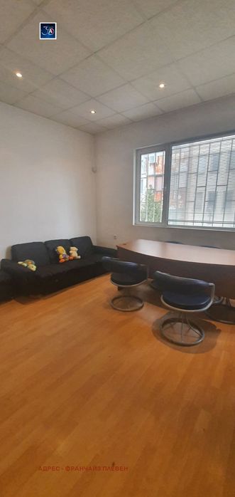 Многостаен в Плевен-Дружба 1 площ 220 цена 180000