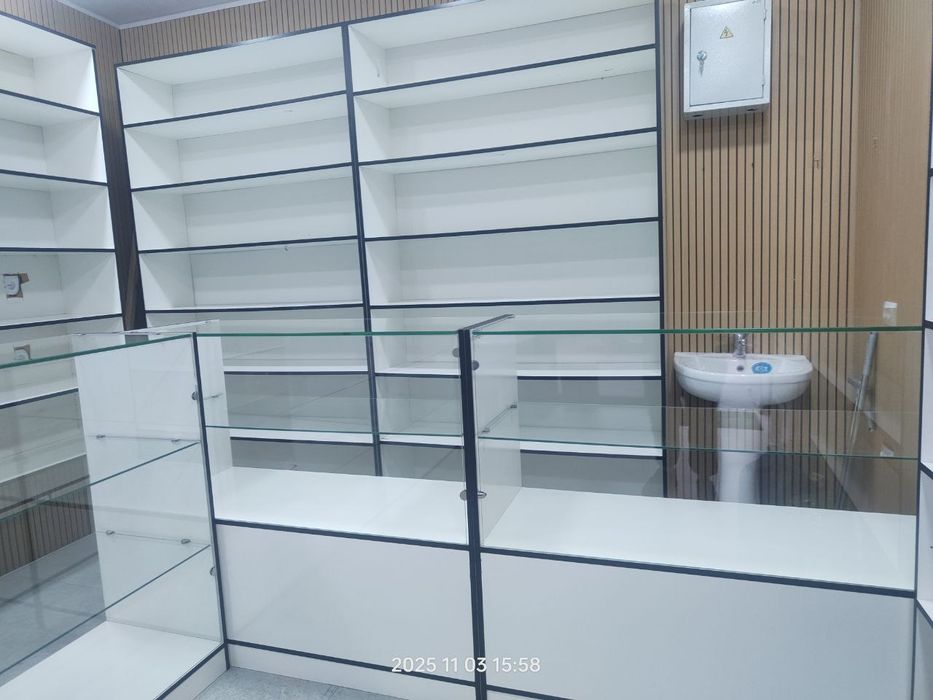 Срочно продаю готовые прилавки для магазина