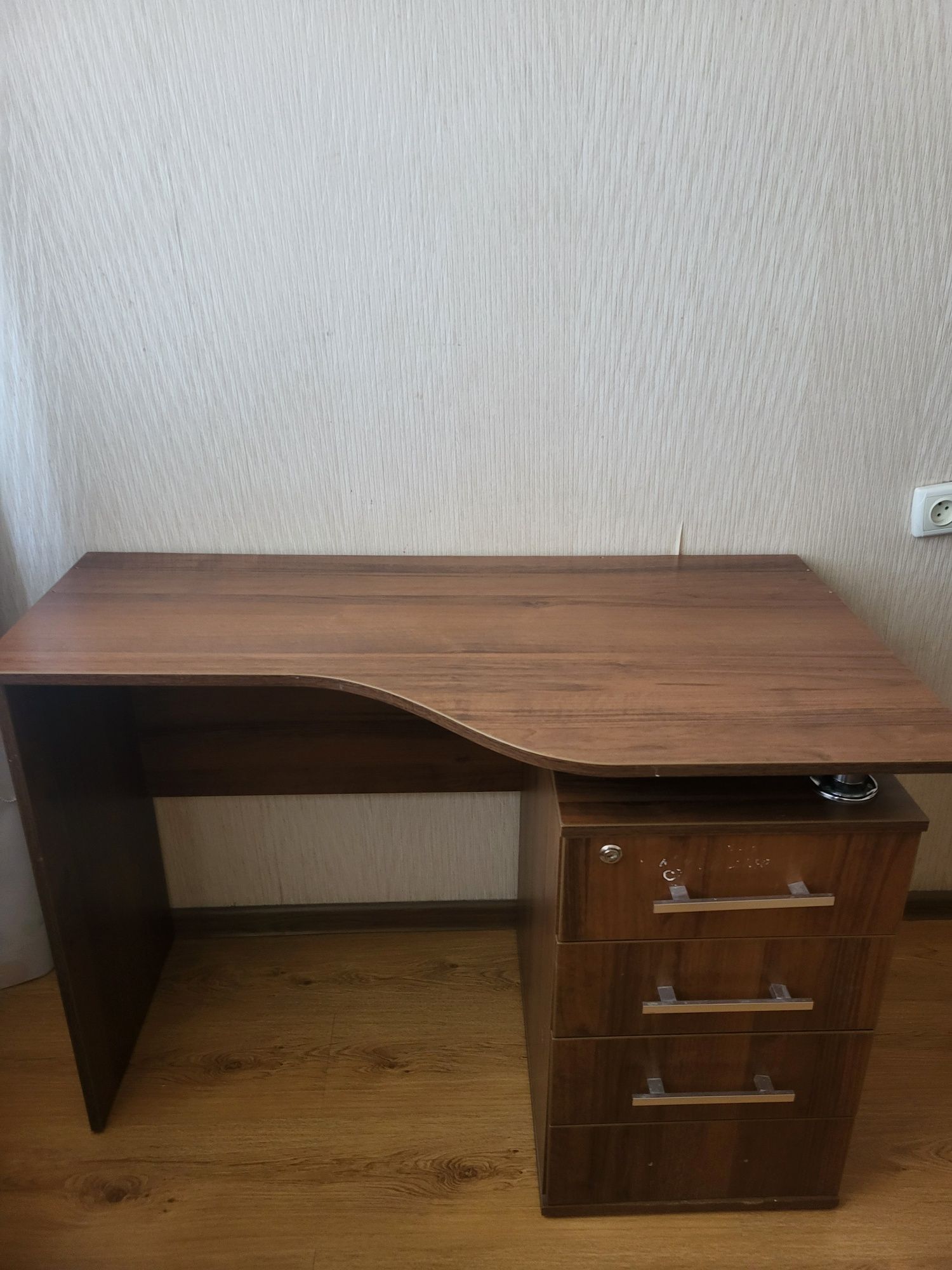 Срочно продам кресло