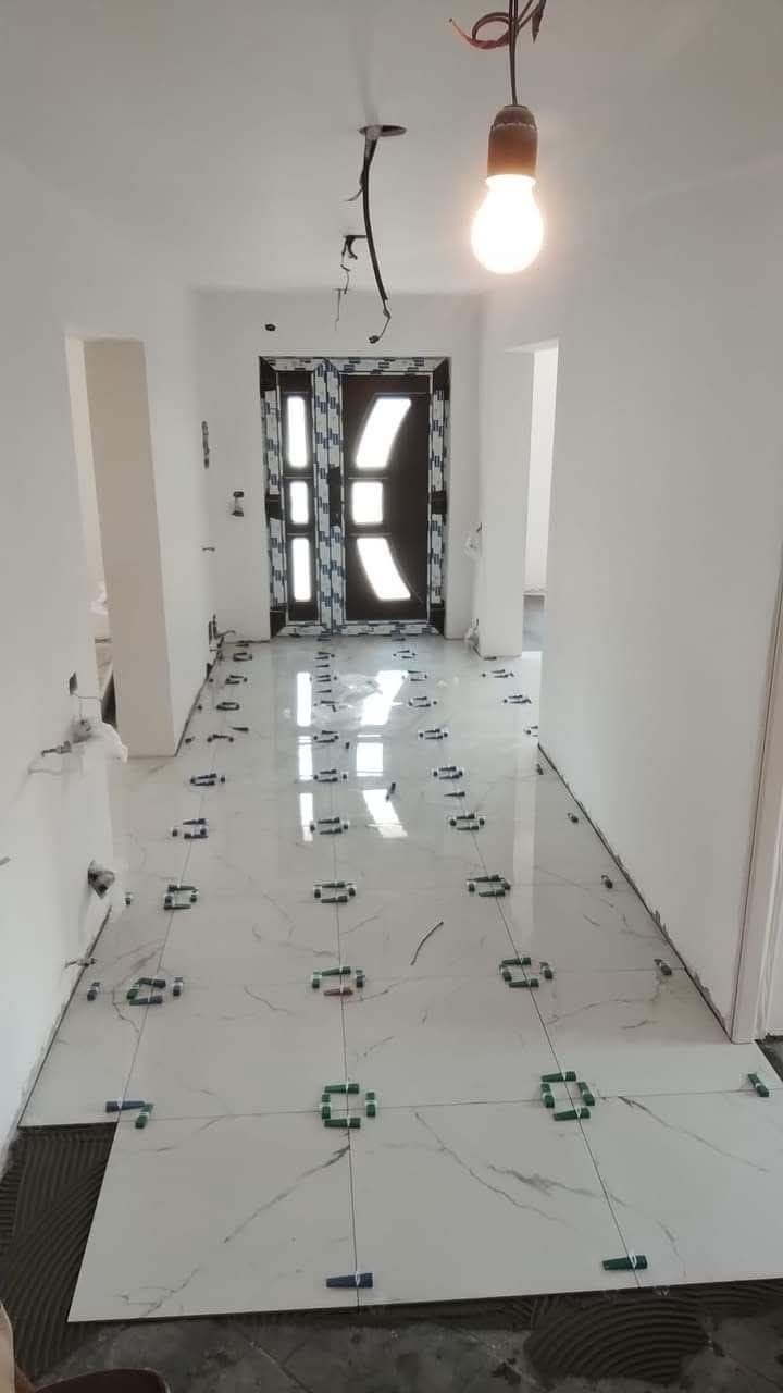 Execut glet 10 lei mp, lavabil 5 lei